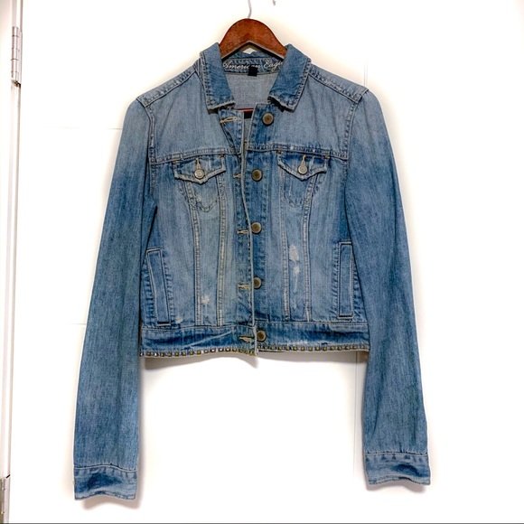 American Eagle Outfitters Jackets & Blazers - American Eagle studded jean jacket 💙
